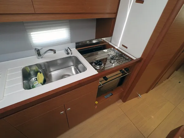 Dufour 430