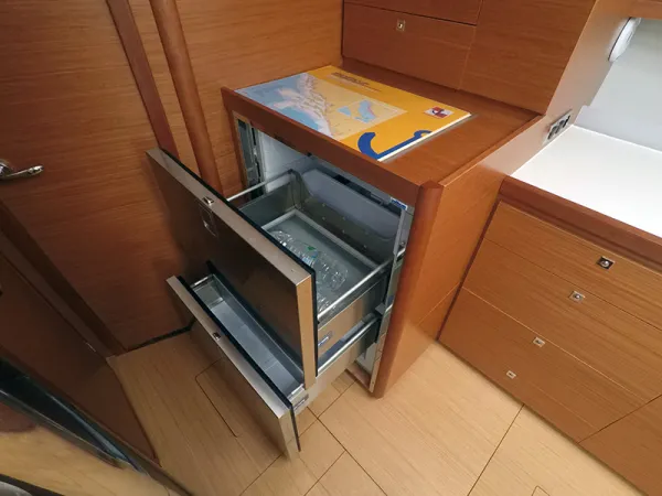 Dufour 430