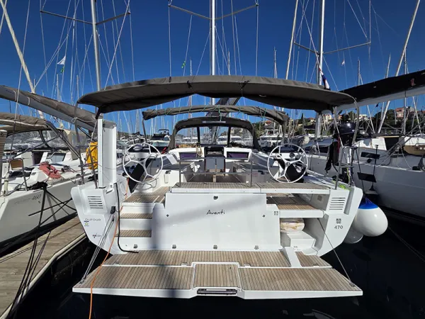 Dufour 470