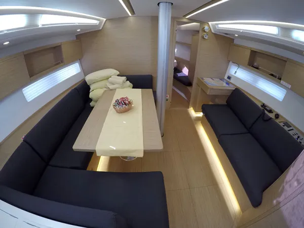 Grand Soleil 44