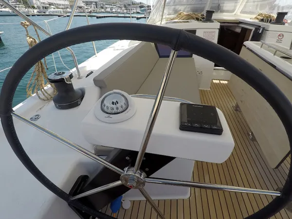 Dufour 430