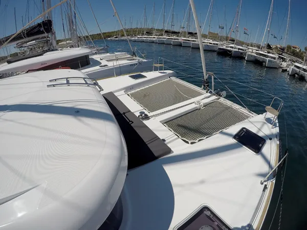 Lagoon 40