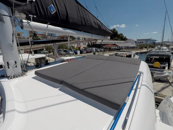 Lagoon 40