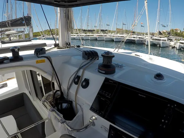 Lagoon 40