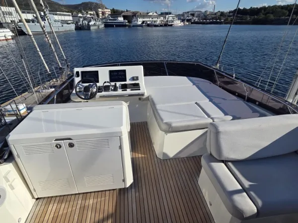 Prestige 520 Fly