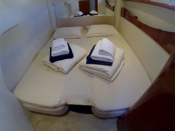 Double cabin