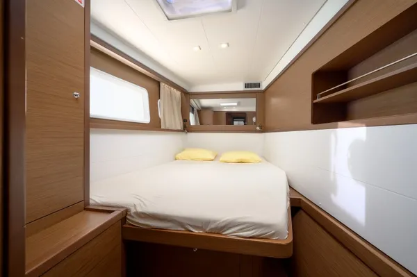 Lagoon 450