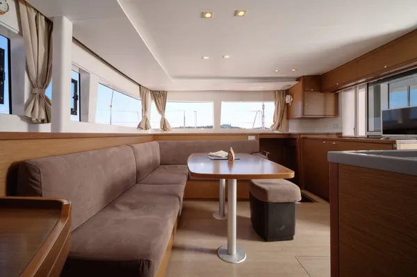 Lagoon 450