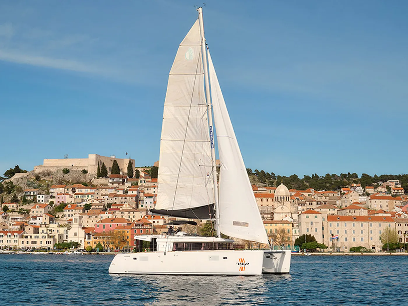 Zuzo 2 - Catamaran in Šibenik