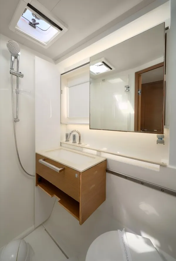 Lagoon 450