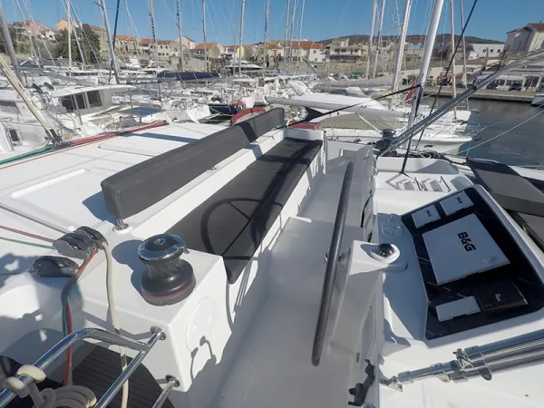 Lagoon 450F