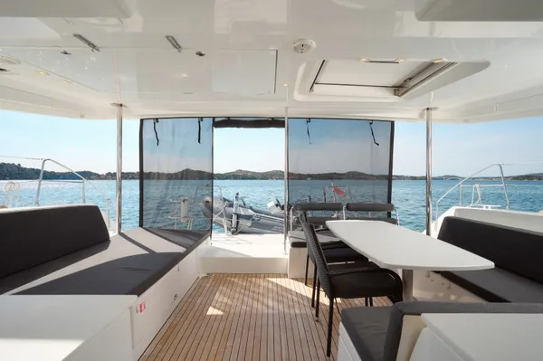 Lagoon 450
