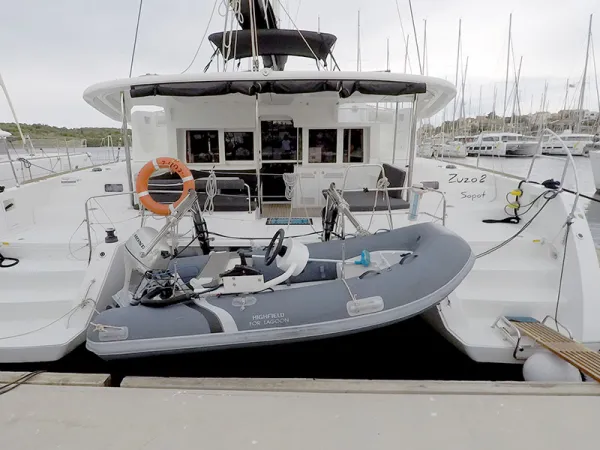 Lagoon 450F