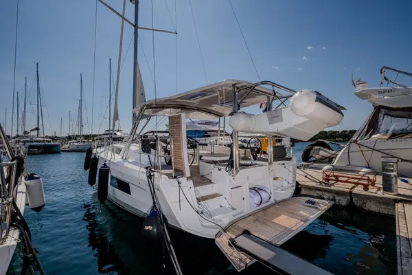 Dufour 48