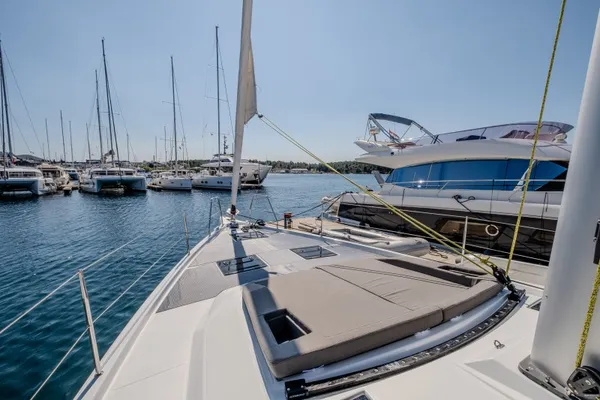 Dufour 48