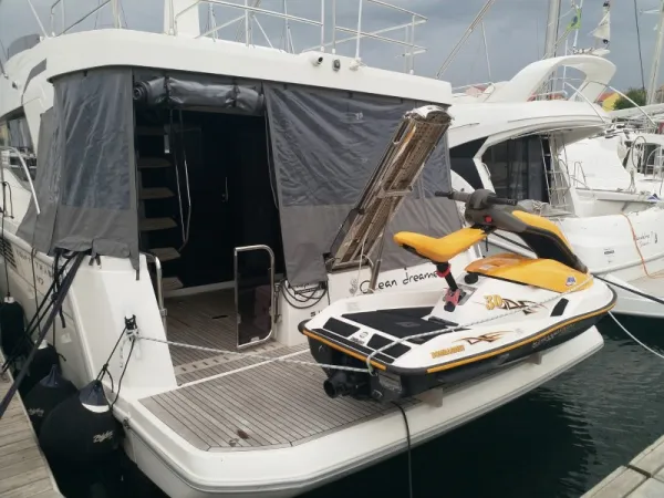 Swift Trawler 47