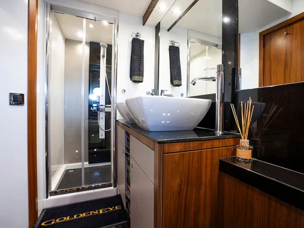 Sunseeker Manhattan 73