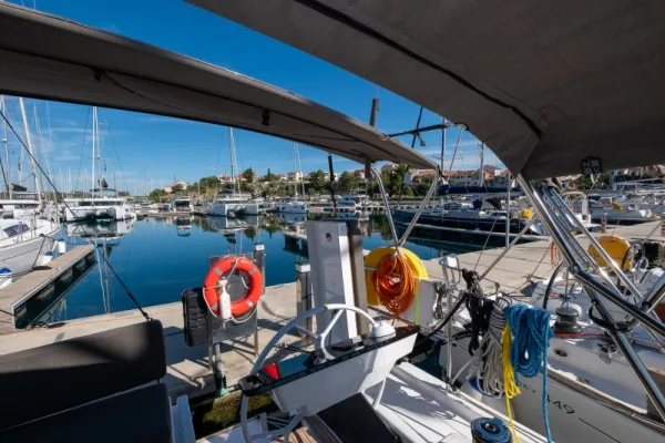Dufour 41