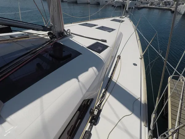 Dufour 460