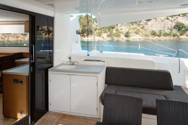 Lagoon 50