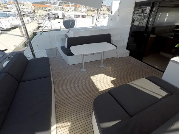 Lagoon 50