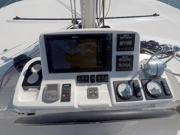 Lagoon 50