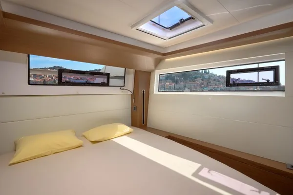 Lagoon 50