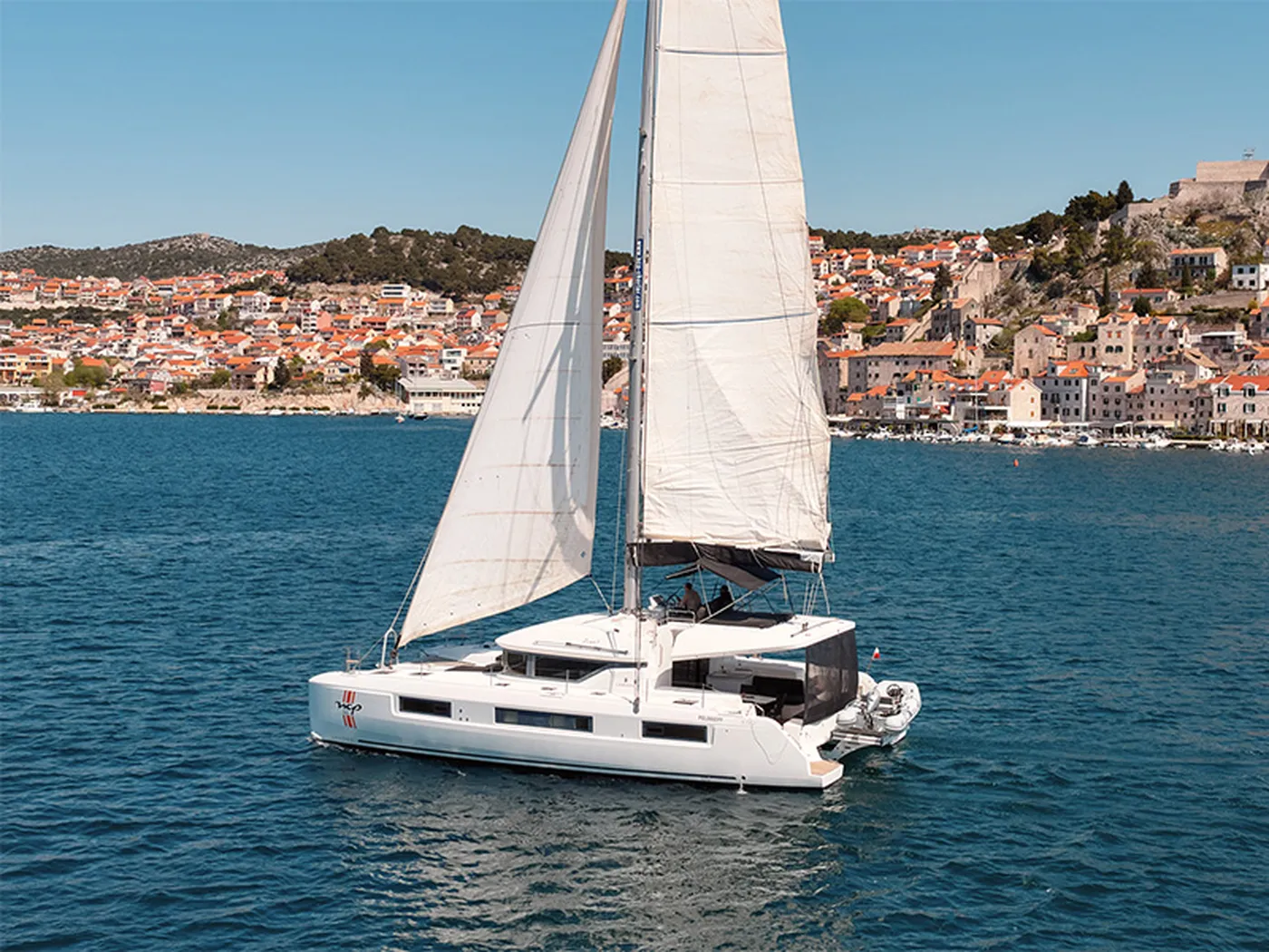 Zuzo 1ST - Catamaran in Šibenik
