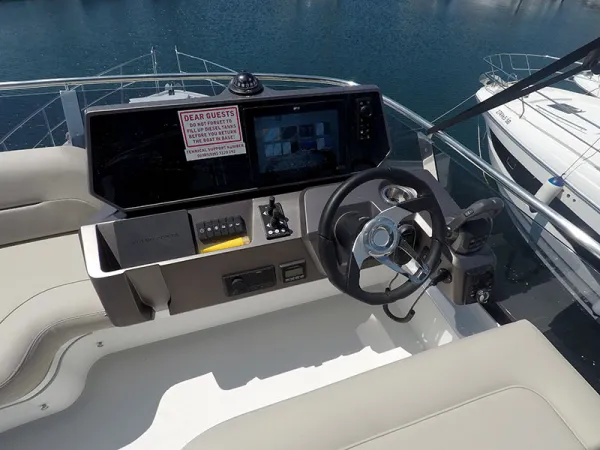Galeon 480 Fly