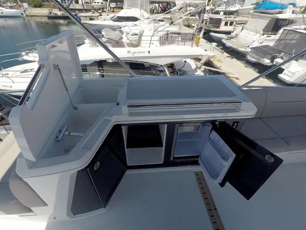 Galeon 480 Fly