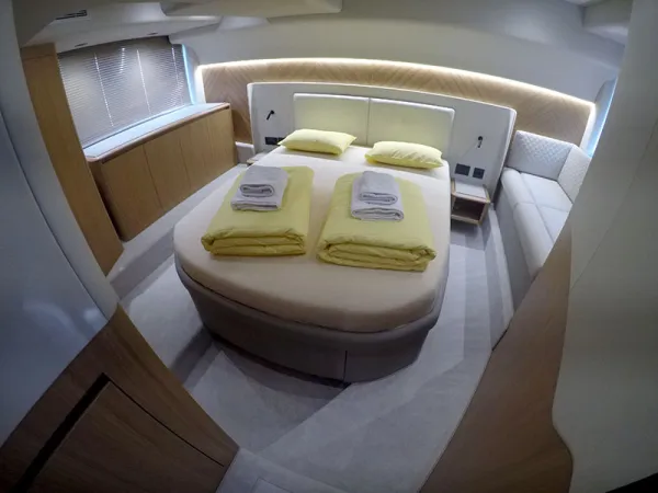 Galeon 480 Fly