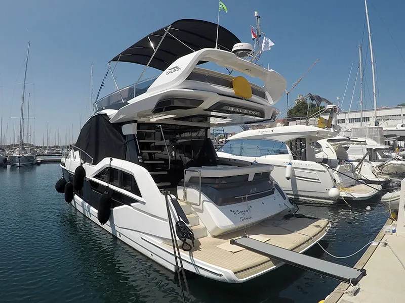 Il Sogno V - Motor Yacht in Šibenik