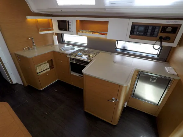 Dufour 44