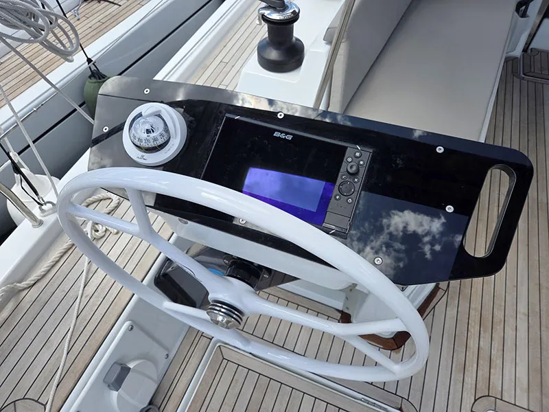 Vera - Sailboat in Šibenik