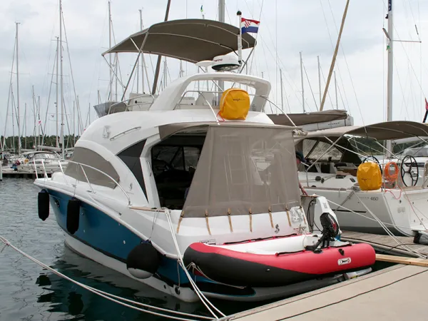Antares 36