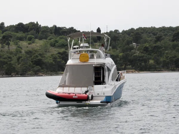 Antares 36