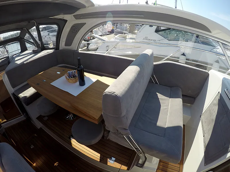 Aurora - Motor Yacht in Šibenik