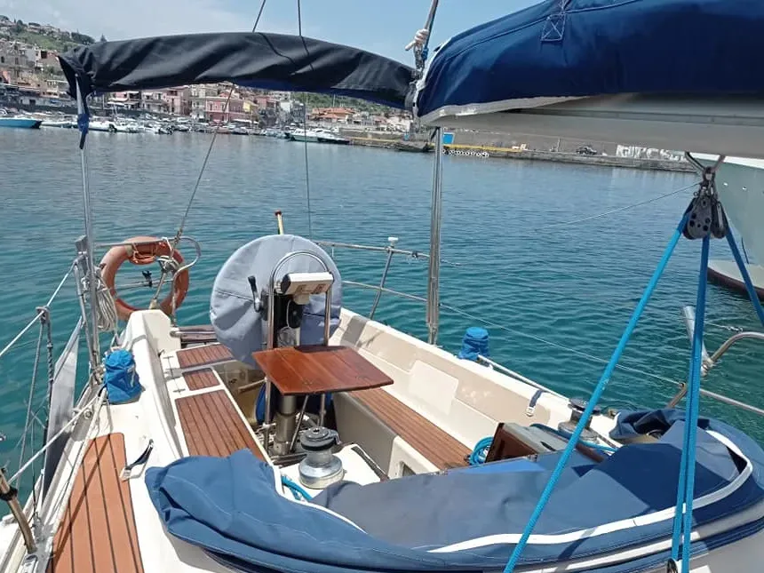 Seven - Yelkenli içinde Milazzo