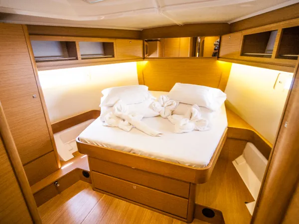 MALIN (owner version, new sails 2024., air condition, generator)