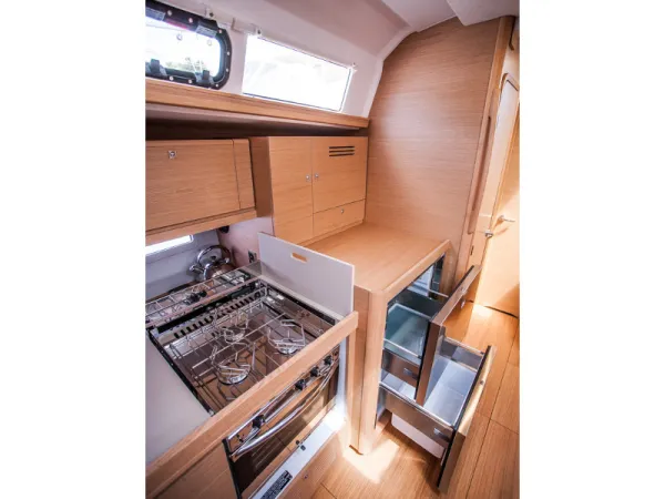 LISABET (new sails 2024., air condition)