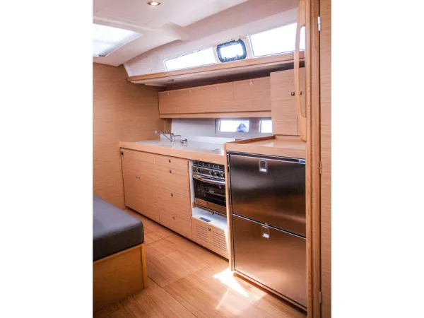 LISABET (new sails 2024., air condition)