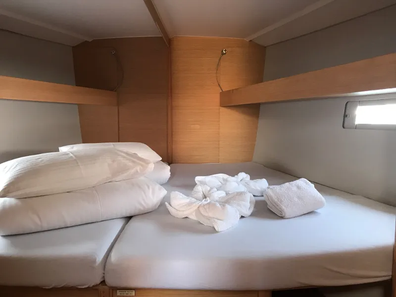 LISABET (new sails 2024., air condition) - Sailboat in Primošten