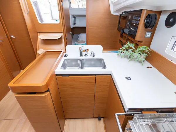 OSKAR  new 2024 (air condition, solar panels)