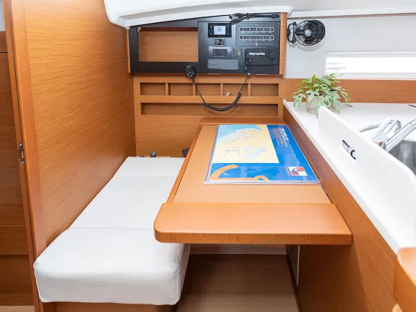 OSKAR  new 2024 (air condition, solar panels)