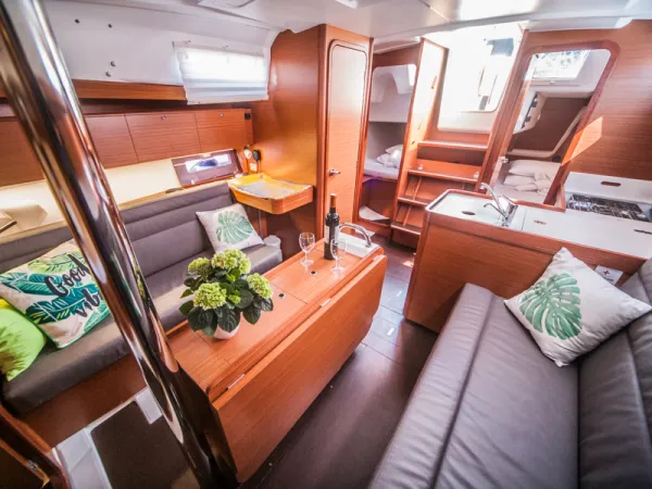 RONJA (new sails 2023.)