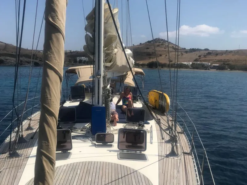 Osyan - Yelkenli içinde Paros