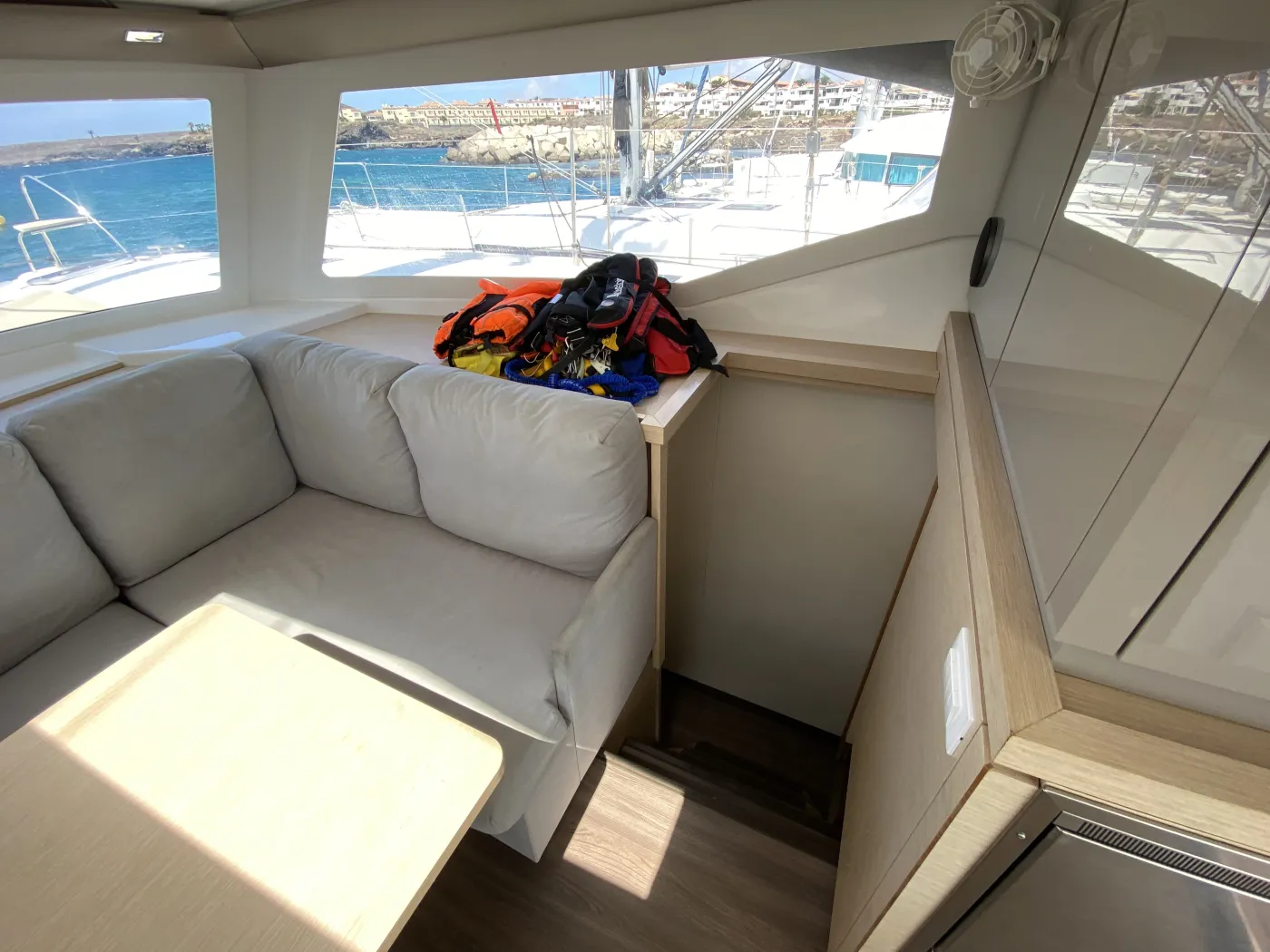 Papaya - Catamaran in Eivissa