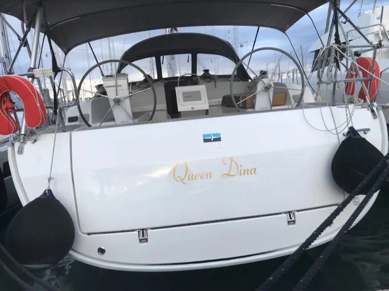 Queen Dina - Sailboat in Kontokali