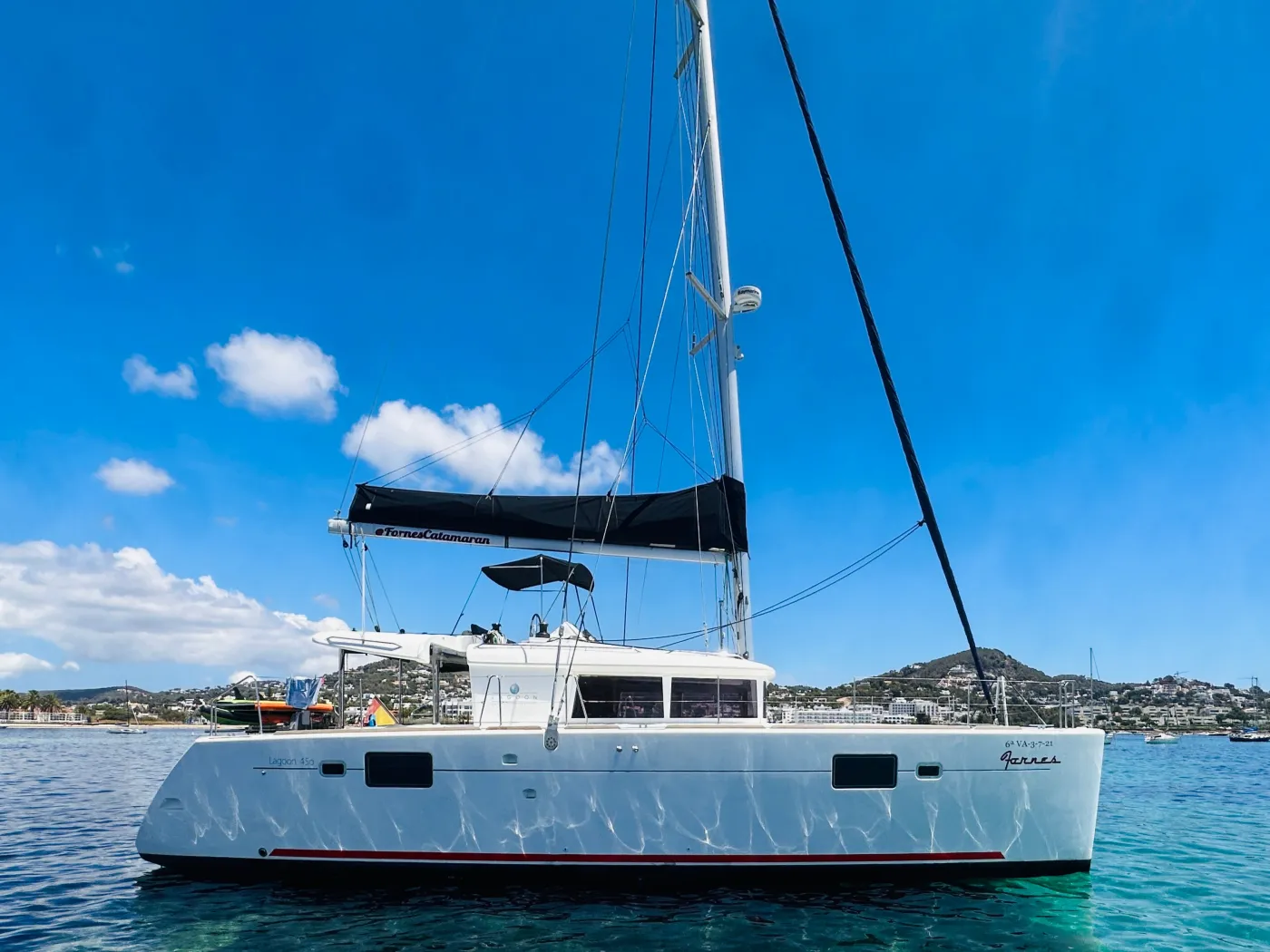 Fornes - Catamaran in Eivissa