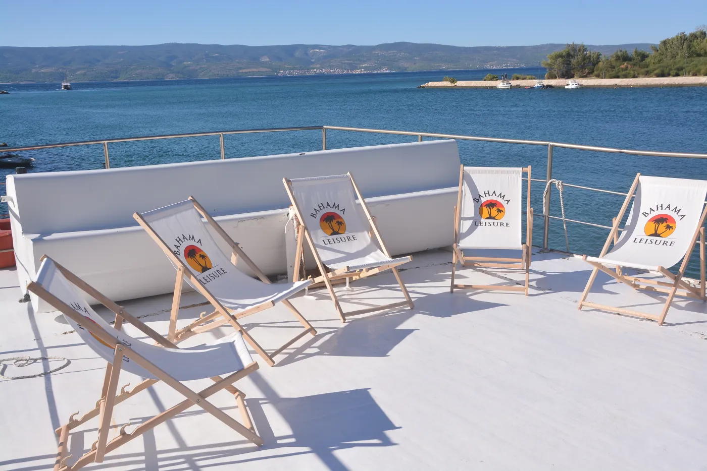 Primorac - Gulet içinde Omiš